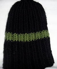 Black ribbed hat with a green stripe
