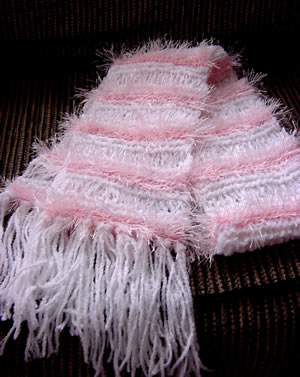 Jennifer scarf in pink and white